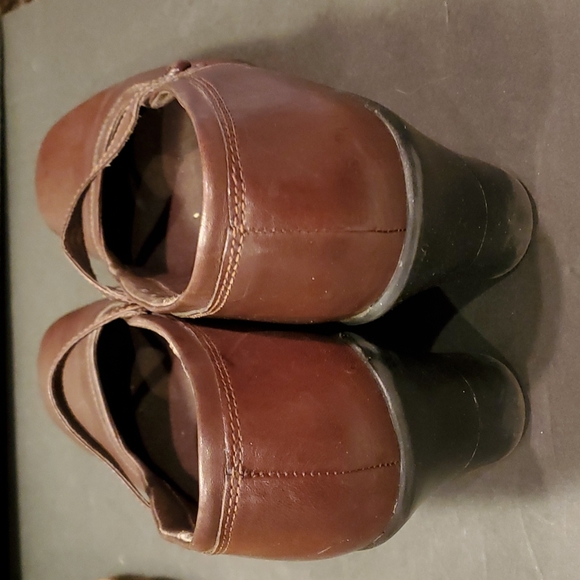 Clark’s collection Brown loafers with heel and straps. Size 9W - Picture 4 of 8